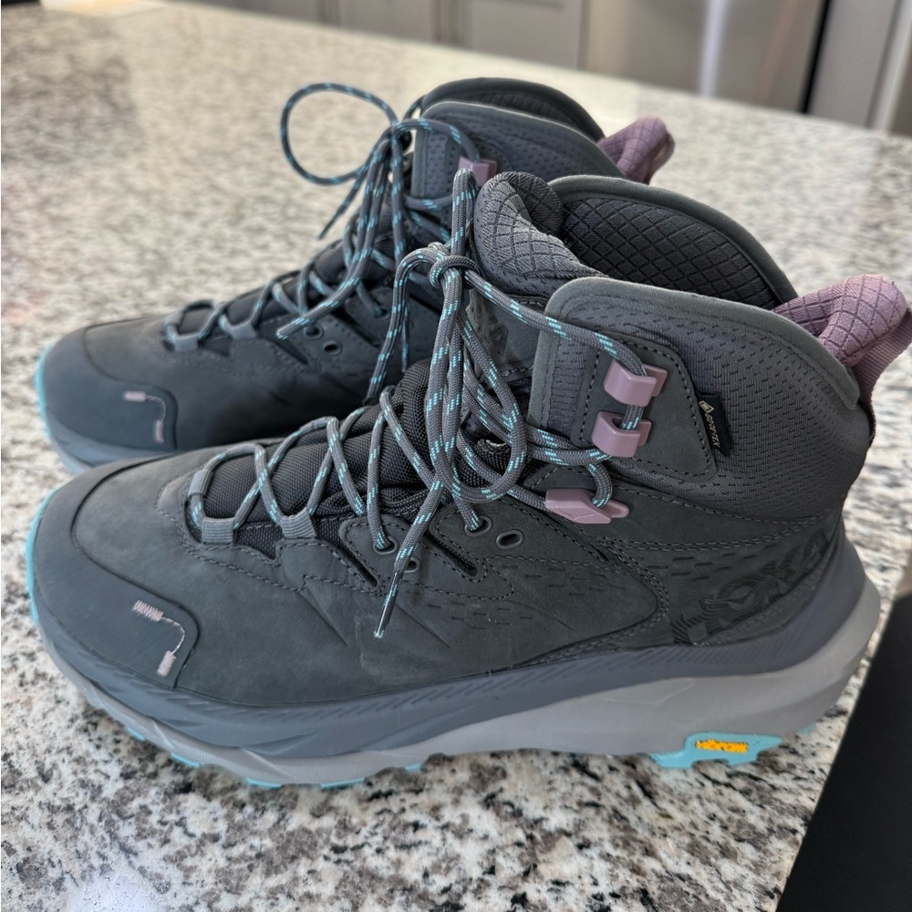 Woman’s Hoka Hiking shoes size 9